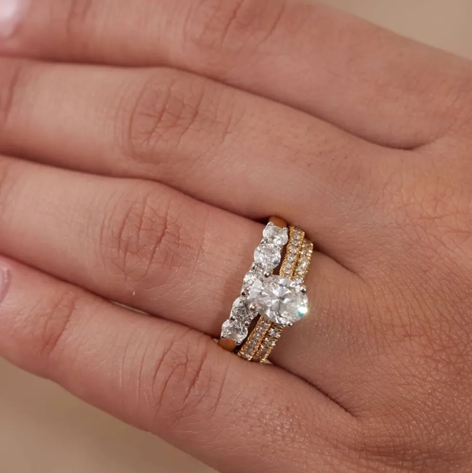Born 18ct Yellow Gold 0.20ct Lab Grown Diamond Claw Set Half Eternity Wedding Ring