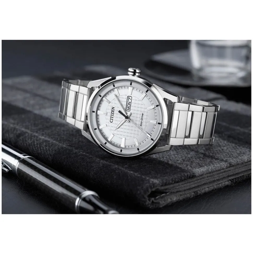 Citizen Eco Drive Silver Dial Stainless Steel Bracelet 42mm Mens Watch
