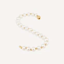 9ct Cultured Freshwater Pearls and a Gold Beat Bracelet
