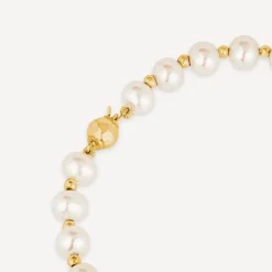 9ct Cultured Freshwater Pearls and a Gold Beat Bracelet