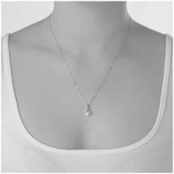9ct Gold Pearl and Cubic Zirconia Pendant (Chain Included)