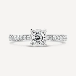 18ct White Gold 0.50ct Diamond Illusion Solitaire Pave Shoulders Ring