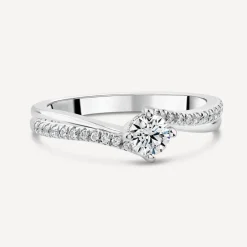 18ct White Gold 0.50ct Diamond NSEW Solitaire Twisted Pave Shoulders Ring