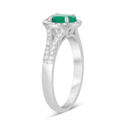 18ct White Gold 0.29ct Diamond Surround Emerald Ring