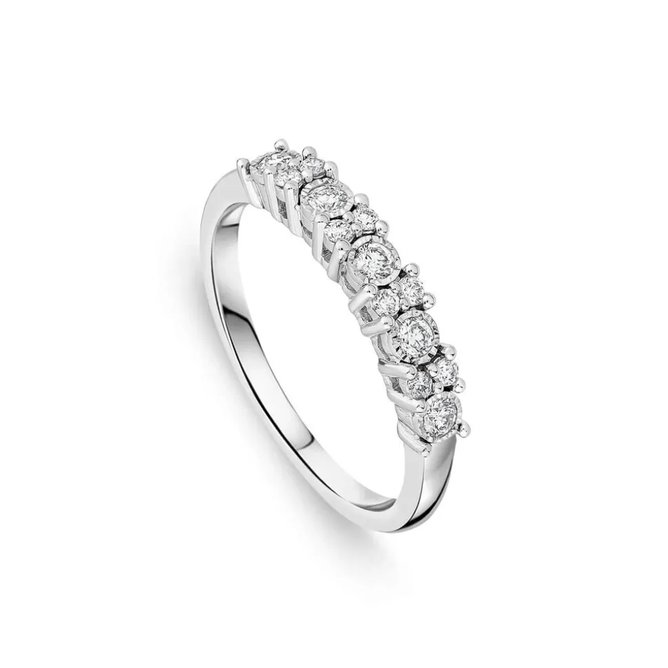 9ct White Gold Diamond Illusion Claw Set 0.25ct Diamond Eternity Ring
