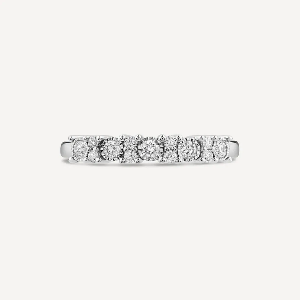 9ct White Gold Diamond Illusion Claw Set 0.25ct Diamond Eternity Ring