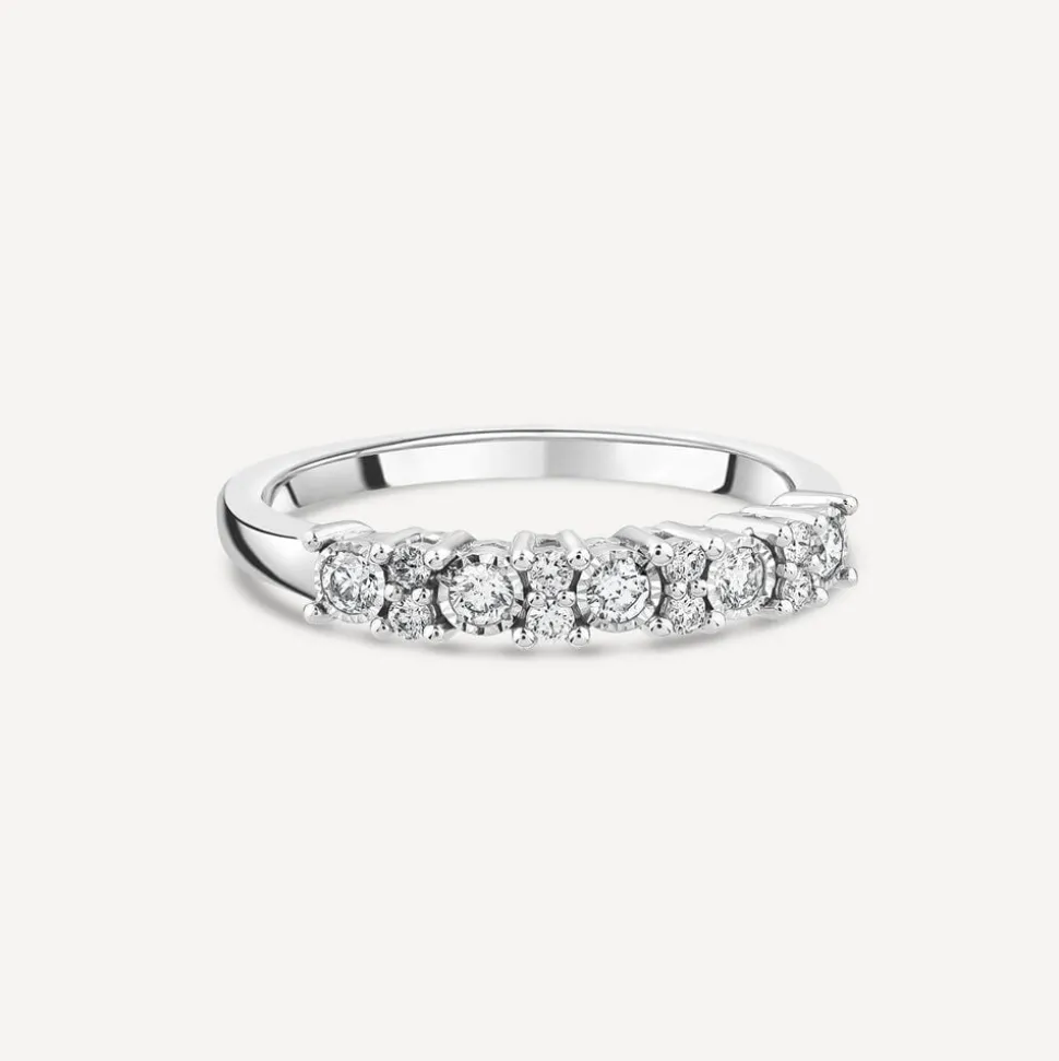 9ct White Gold Diamond Illusion Claw Set 0.25ct Diamond Eternity Ring
