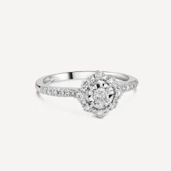 18ct White Gold Illusion 0.35ct Diamond Cluster Shoulders Ring