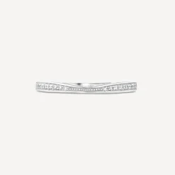 18ct White Gold Northern Star 0.18ct Shaped Wedding Ring