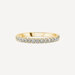 18ct Yellow Gold 2mm 0.25ct Diamond Triangle Claw Wedding Ring