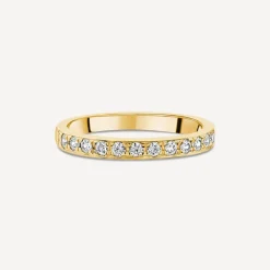 18ct Yellow Gold 2.5mm 0.30ct Diamond Pave Set Wedding Ring