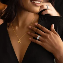 9ct Yellow Gold Plain Initial K Pendant (Chain Included)