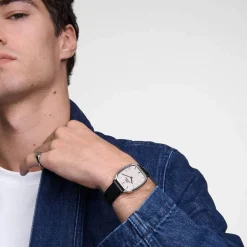 Daniel Wellington Marlon Sheffield Linen Silver 32x36.3mm Dial Leather Strap Watch