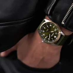 Lorus Quartz Gents 42mm Green Dial Gold Tone Steel Case Strap Watch