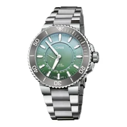 Oris Aquis Dat Watt Limited Edition II 43.5mm Green Dial Bracelet Watch