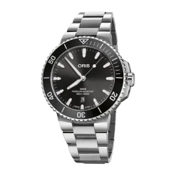 Oris Aquis Date 43.5mm Black Dial Stainless Steel Bracelet Watch