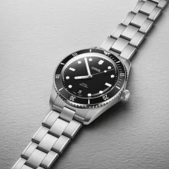 Oris Divers Date 39mm Black Dial Stainless Steel Bracelet & Black Rubber Strap Watch