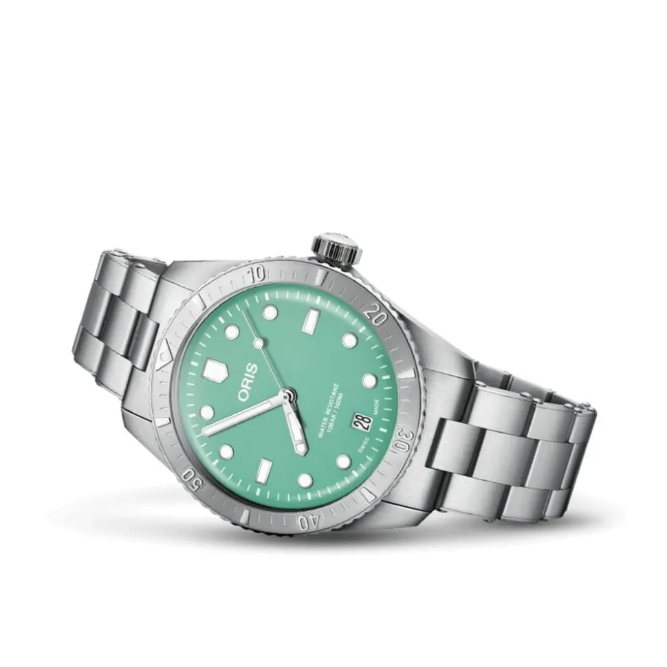 Oris Divers Sixty-Five ‘Cotton Candy’ 38mm Green Dial Steel Bracelet Watch