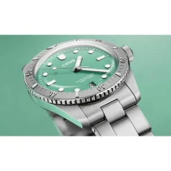 Oris Divers Sixty-Five ‘Cotton Candy’ 38mm Green Dial Steel Bracelet Watch