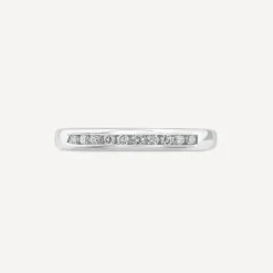 Platinum 0.15 carat diamond ring
