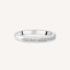 Platinum 0.15 carat diamond ring