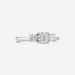Platinum Three Stone 1 Carat Graduated Diamond Ring