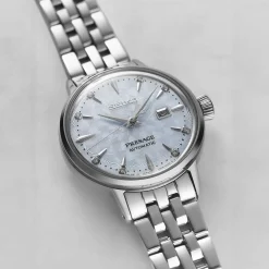 Seiko Presage Cocktail Time 'Skydiving' Diamond Twist 30.3mm Blue Dial Watch