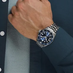 Seiko Prospex 1965 Revival Diver&rsquo;s 40mm Scuba Blue Dial Steel Bracelet Watch