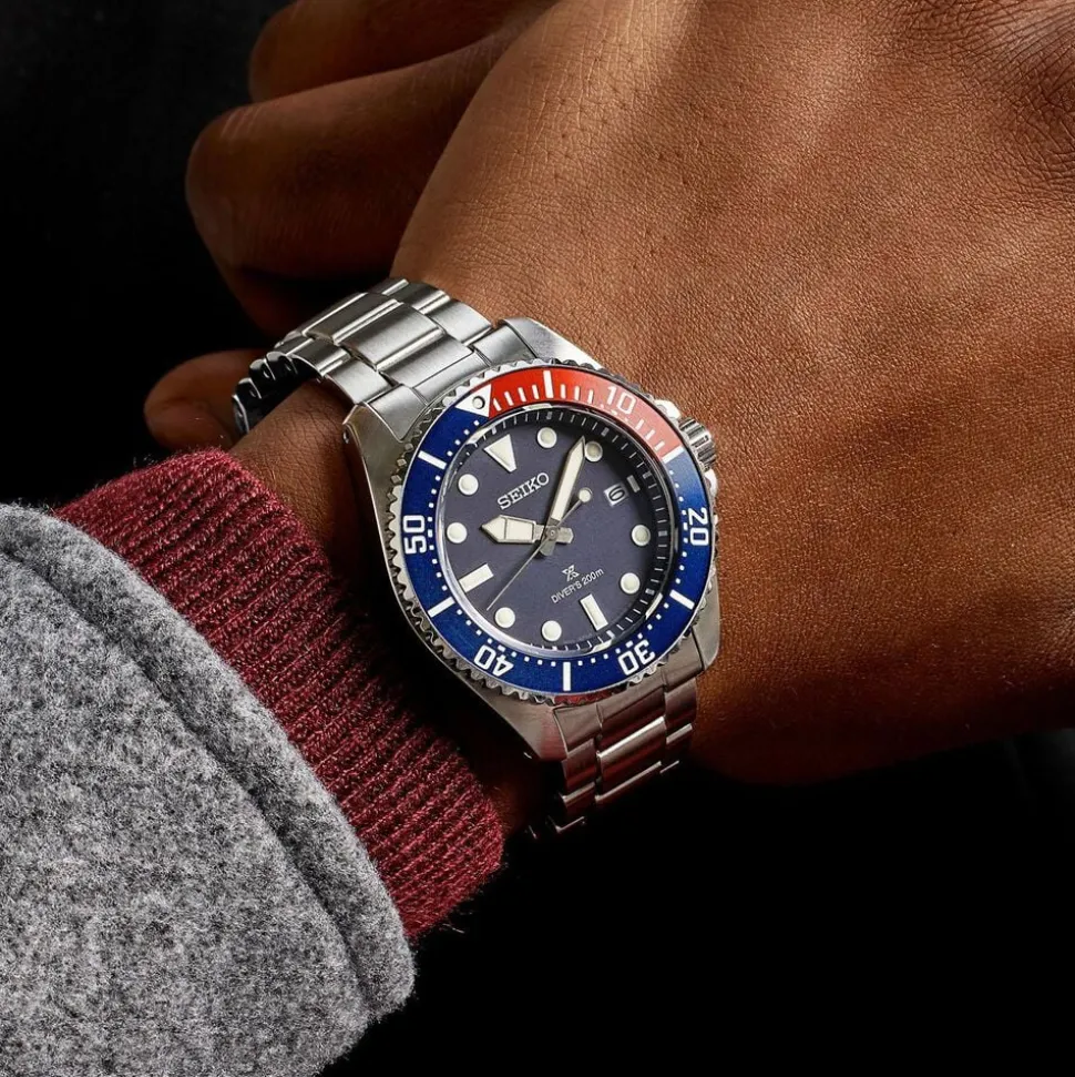 Seiko Prospex Solar Diver’s 41mm Blue Dial Red & Blue Bezel Stainless Steel Bracelet Watch