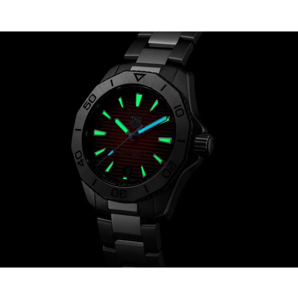 TAG Heuer Aquaracer Professional 200 Date 40mm Red Dial Stainless Steel Bracelet Watch